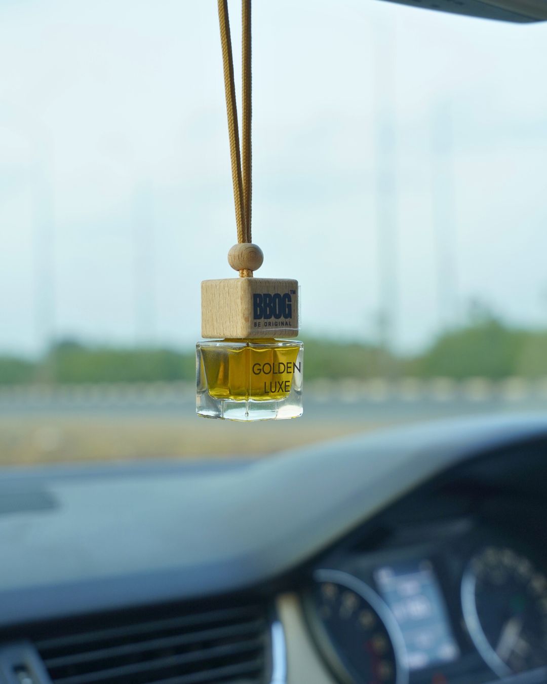 Golden Luxe Car Perfume- Opulent Delight